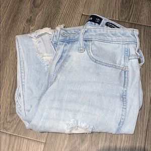Hollister Mom Jeans